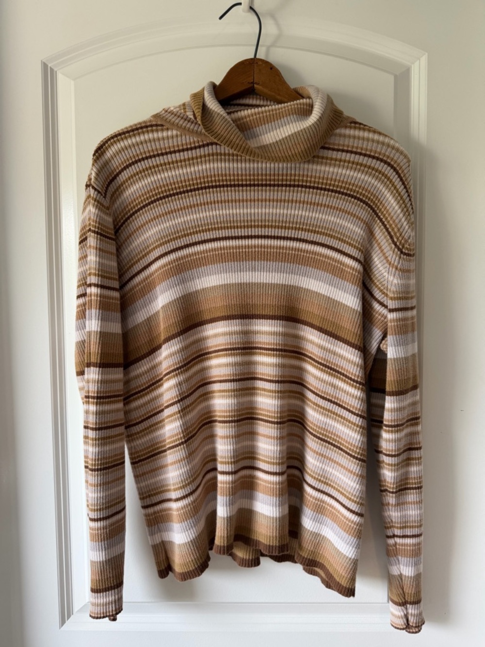 Liz Claiborne Y2K Fall Women’s Ribbed Striped Turtleneck Sweater